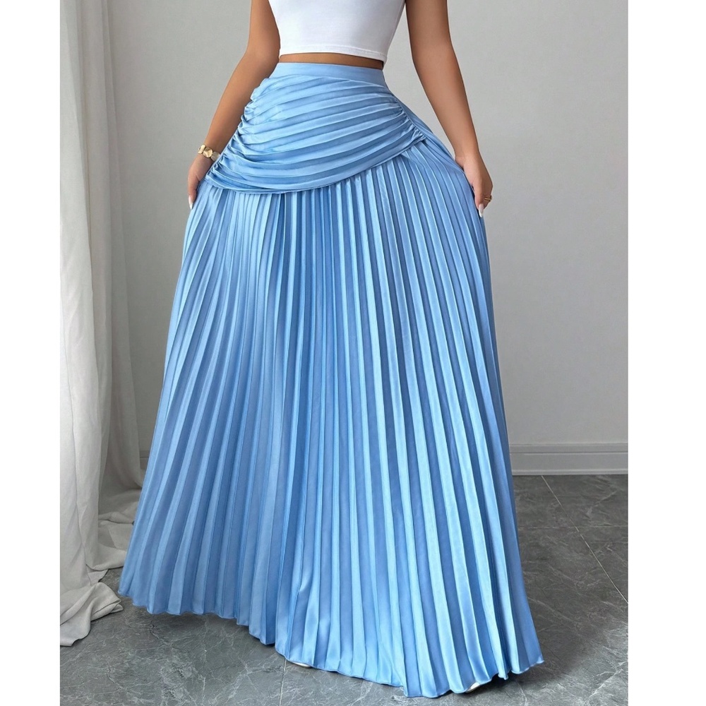 Classic Baby Blue Stretchy Waist Pleated Maxi Skirt - Picture 4 of 5